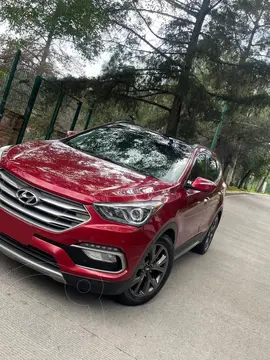 Hyundai Santa Fe Sport 2.0L Turbo usado (2017) color Rojo precio $310,000