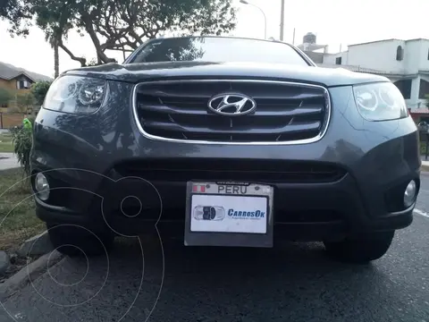 Hyundai Santa Fe 2.4 GL 4x2 Full Aut usado (2011) color Plata precio u$s15,000