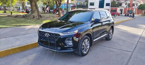 Hyundai Santa Fe 2.4 GL 4x2 Full Aut usado (2018) color Negro precio u$s26,000