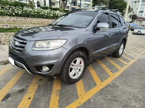 Hyundai Santa Fe 2.4 GL 4x2 Aut usado (2012) color Plata precio u$s11,000