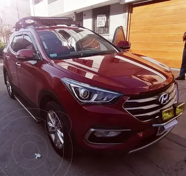 Hyundai Santa Fe 2.4 GL 4x2 Aut usado (2016) color Rojo Merlot precio u$s18,500