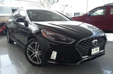 Hyundai Sonata Sport 2.0T usado (2018) color Negro precio $300,000