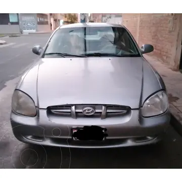 Hyundai Sonata 2.0L GL usado (2001) color Plata precio u$s2,250