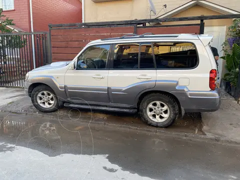 Hyundai Terracan 2.5 GL CRDI usado (2005) color Blanco precio $5.000.000