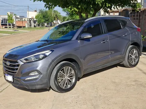 Hyundai Tucson GL 4x2 2.0 Aut usado (2017) color Gris precio u$s21.500