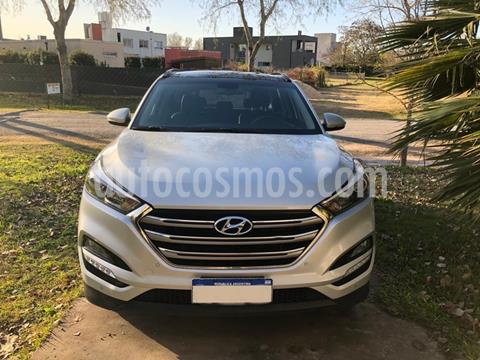 Hyundai Tucson GLS 4x4 2.0 CRDi Aut usado (2017) color Gris Claro precio $4.500.000