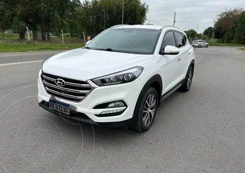 Hyundai Tucson 4x4 2.0 Aut Full usado (2016) color Blanco precio u$s22.800