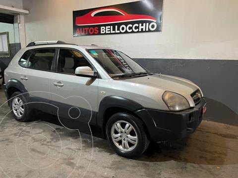 Hyundai Tucson 4x2 2.0 usado (2008) color Gris Claro precio $980.000