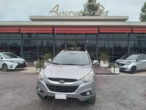 Hyundai Tucson TUCSON 2.0 4X2 GL             L/10 usado (2012) color Gris precio u$s11.000