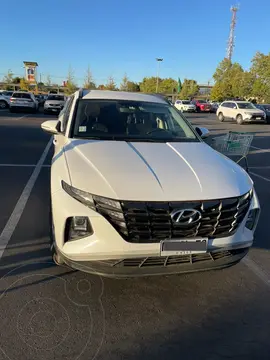 Hyundai Tucson  2.0 GL 4x2 usado (2022) color Blanco precio $19.990.000