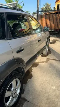 Hyundai Tucson  2.0L Value usado (2006) color Plata precio $4.000.000