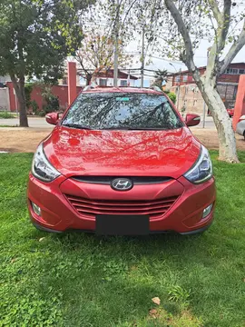 Hyundai Tucson  2.0 GL CRDi 4x2 usado (2014) color Rojo precio $11.000.000