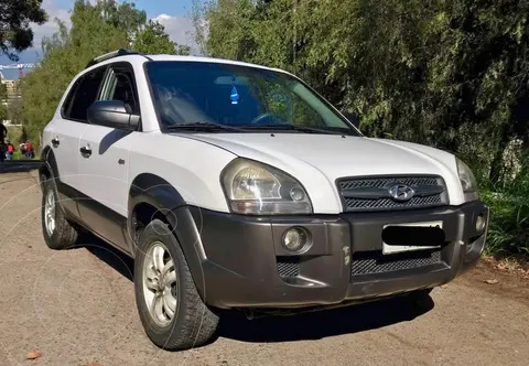 Hyundai Tucson  2.0 GL CRDi 4x4 Aut usado (2007) color Blanco precio $4.500.000