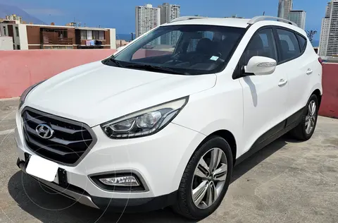 Hyundai Tucson  2.0 CRDi Advance Aut usado (2015) color Blanco precio $8.000.000