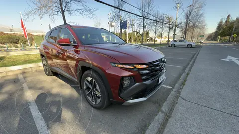 Hyundai Tucson  2.0L Plus Aut usado (2025) color Rojo precio $25.380.000