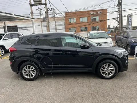 Hyundai Tucson 2.0L CRDi Advance Aut usado (2018) color Negro precio $15.300.000