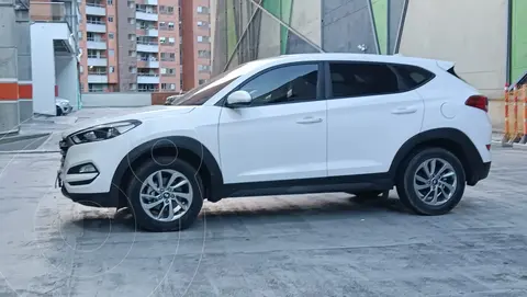 Hyundai Tucson 4x2 Premium Aut usado (2020) color Blanco precio $96.800.000