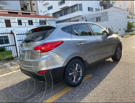 foto Hyundai Tucson 2.0 4x2 Aut usado (2015) color Gris precio $45.000.000