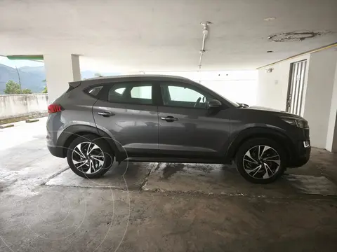 Hyundai Tucson 2.0L Full AT usado (2020) color Gris precio u$s22.500