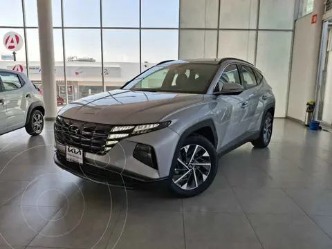 Hyundai Tucson GLS Premium usado (2023) color Plata financiado en mensualidades(enganche $121,808 mensualidades desde $10,456)