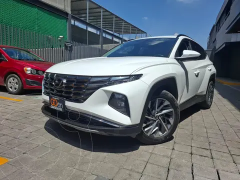 Hyundai Tucson GLS Premium usado (2023) color Blanco financiado en mensualidades(enganche $134,888 mensualidades desde $10,315)