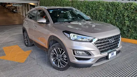 Hyundai Tucson Limited usado (2020) color Cafe precio $479,900
