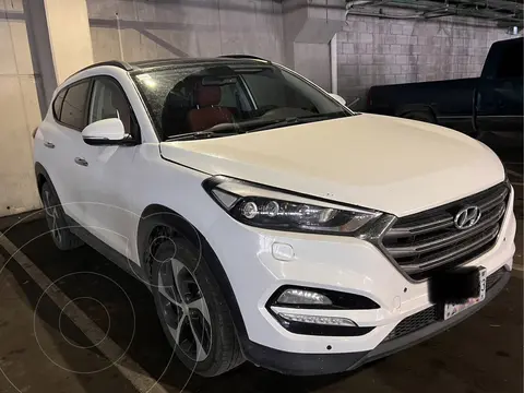 Hyundai Tucson Limited Tech usado (2018) color Blanco precio $205,000