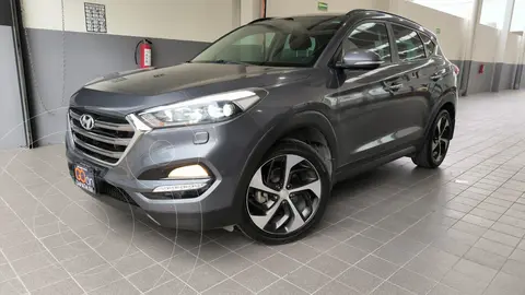 Hyundai Tucson Limited Tech usado (2018) color Gris financiado en mensualidades(enganche $89,925 mensualidades desde $6,877)