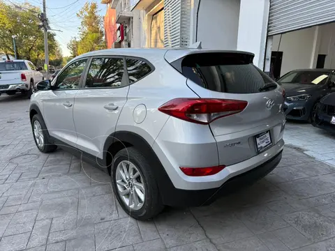 Hyundai Tucson GLS usado (2017) color Plata precio $239,000
