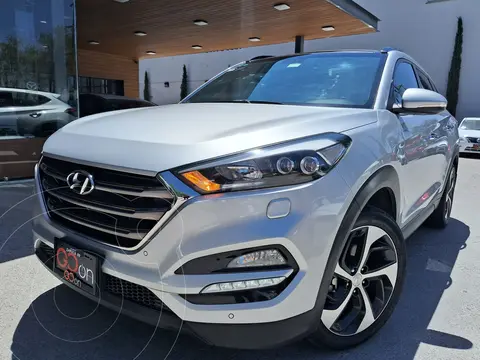 Hyundai Tucson Limited usado (2018) color plateado financiado en mensualidades(enganche $97,500 mensualidades desde $7,069)