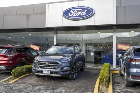 Hyundai Tucson Limited Tech usado (2019) color Gris Oscuro precio $330,000