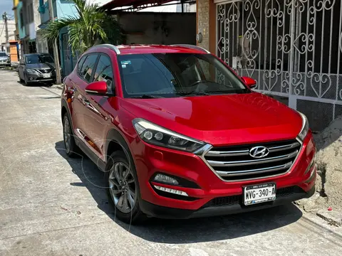 Hyundai Tucson Limited usado (2017) color Rojo precio $288,000