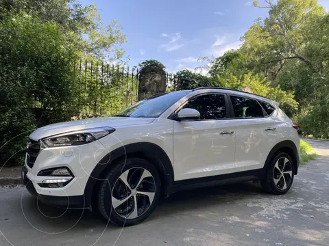 Hyundai Tucson Limited Tech usado (2017) color Blanco precio $310,000