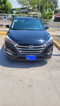 Hyundai Tucson Limited Tech usado (2017) color Negro precio $290,000