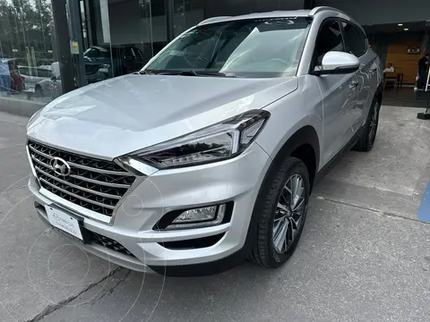 Hyundai Tucson Limited usado (2019) color Plata financiado en mensualidades(enganche $88,400 mensualidades desde $11,781)