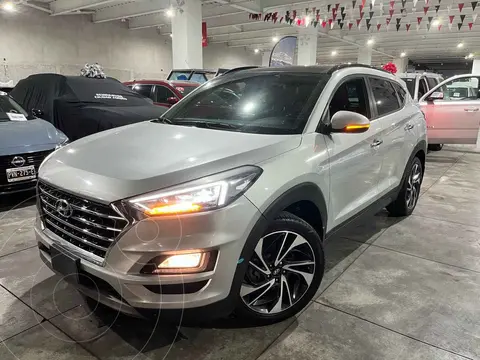 Hyundai Tucson Limited Tech usado (2020) color Plata financiado en mensualidades(enganche $96,738 mensualidades desde $7,401)
