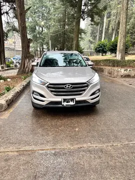 Hyundai Tucson Limited usado (2016) color Arena precio $230,000