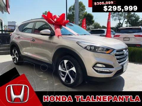 Hyundai Tucson Limited Tech usado (2017) color Dorado precio $294,999