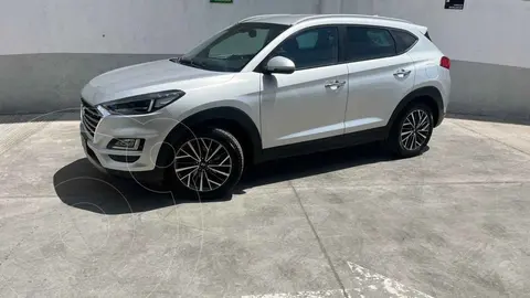 Hyundai Tucson Limited usado (2019) color Plata precio $265,000