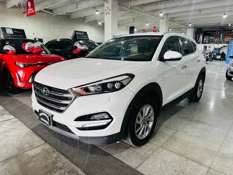 Hyundai Tucson Limited usado (2018) color Blanco precio $275,000