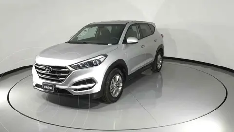 Hyundai Tucson GLS usado (2017) color Plata precio $326,999