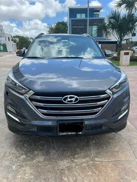 Hyundai Tucson Limited usado (2017) color Gris precio $300,000