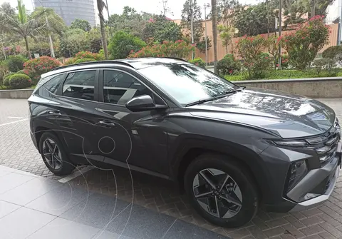 Hyundai Tucson 2.0L Comfort AT usado (2027) color Gris precio u$s27,700