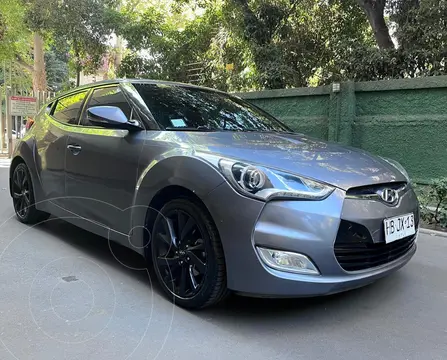 Hyundai Veloster 1.6 GSL Full usado (2016) color Gris precio $9.000.000