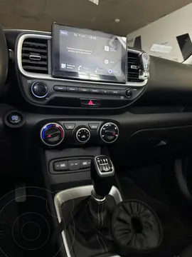 Hyundai Venue  1.6L Plus usado (2023) color Azul precio $12.480.000