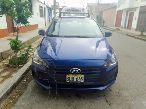 Hyundai Verna 1.4L  Aut usado (2021) color Azul precio u$s11,000