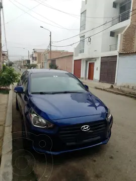 Hyundai Verna 1.4L  Aut usado (2021) color Azul precio u$s10,500