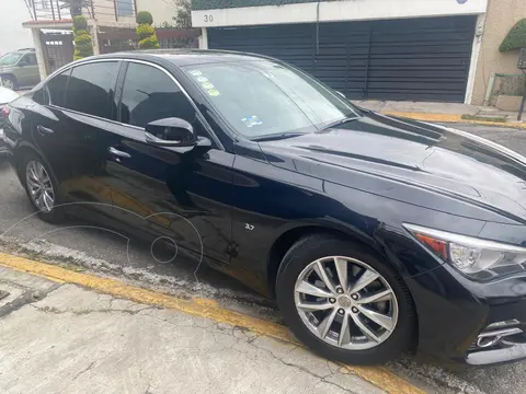 Infiniti Q50 Luxury usado (2018) color Negro precio $300,000