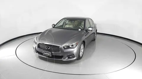 Infiniti Q50 Seduction usado (2018) color Beige precio $415,999