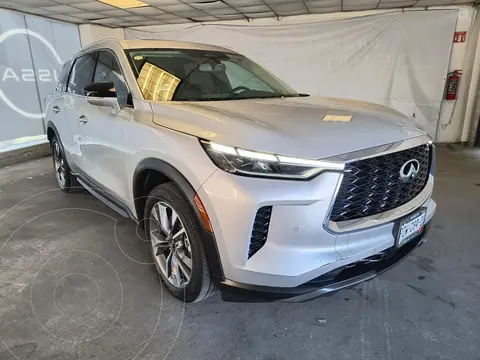 Infiniti QX60 Luxe usado (2022) color plateado precio $899,000
